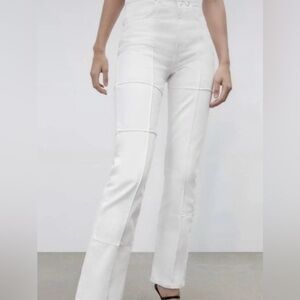 ✨HOST PICK✨ NWOT Zara White Womans High Waisted Straight Leg Patchwork Jeans Sz2